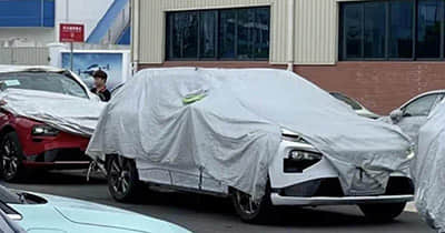 蔚来ET7汽车隔音改装舒尔诺夫SU2.5减震胶、SO300T阻隔垫