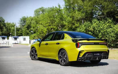 卫士欧版 全部在售 2023款 2022款 2021款 2020款 2016款,成都卫士欧版最新行情 售价80万元起