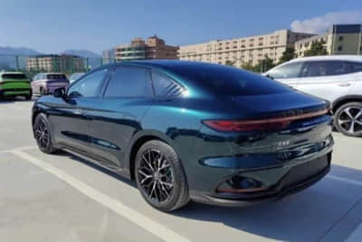 1月22日基金净值：南方蓝筹成长混合A最新净值0.6162，跌2.68%