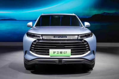 1月22日基金净值：南方蓝筹成长混合A最新净值0.6162，跌2.68%