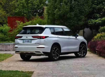 如果深蓝G318定价25万起 能否掀翻豹5