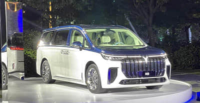 警方回应杭州宾利车主街头伤人事件