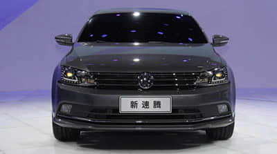 改装后的Jeep大切诺基拥有惊人的1150马力输出,