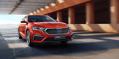 岚图梦想家VS腾势D9：谁更适合商务出行？