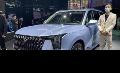 硬派越野开“卷”！长城坦克新车直降4万上市，东风猛士牵手华为