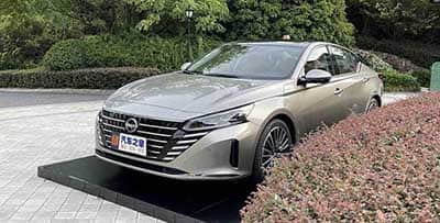 坦克700 Hi4-T上市，和全球一线越野正面硬刚