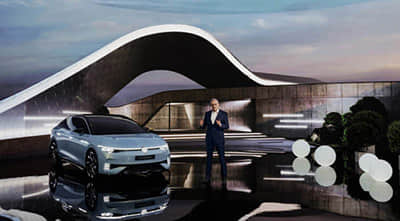 十万级电混MPV怎么选？江淮瑞风M3 HEV有“钞”能力