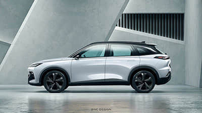 兴瑞科技：汽车电子及新能源汽车业务占营业收入比例达48%以上，新能源汽车零部件产业基地有望增加40-50%的产能