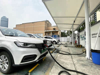 火药味十足！一周内13家车企卷入价格战！还真要感谢比亚迪