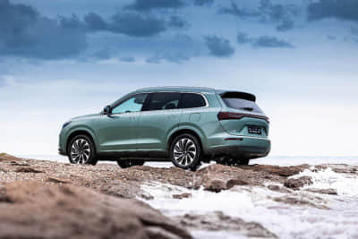 “宋PLUS时代”，销冠宋PLUS荣耀版就该这么选！