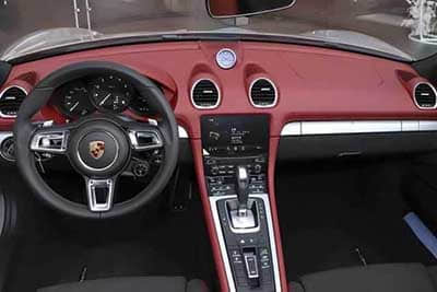 全新凯美瑞17.18万元，依然能锁死中型车前三