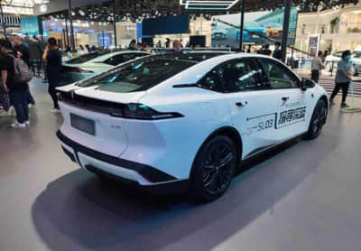 给你满满安全感 沃尔沃S60助南方小土豆勇闯哈尔滨