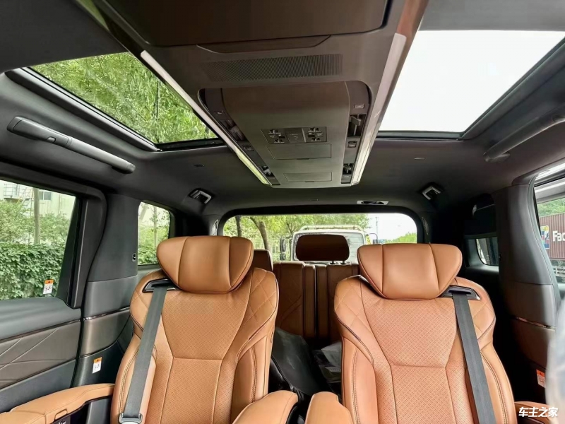 埃尔法 埃尔法 全部在售 2024款 2023款 2021款 2020款 2019款 2018款,丰田埃尔法最低报价82万起 欢迎试乘试驾