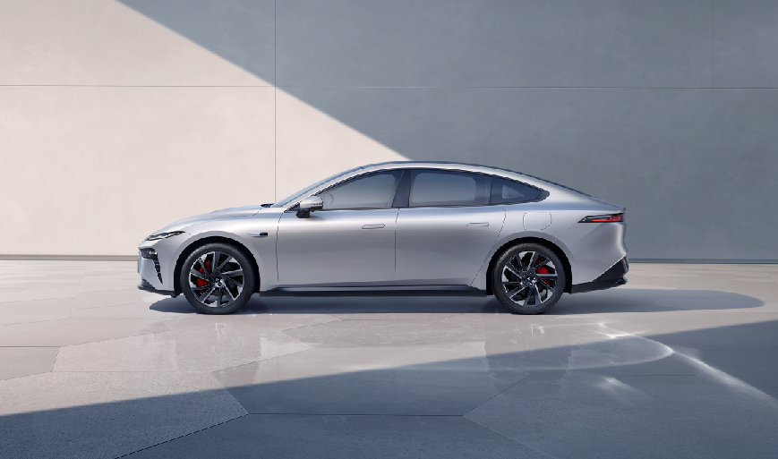 15.96万元起 东风奕派eπ007火热开启大定 15.96万元起 东风奕派eπ007火热开启大定