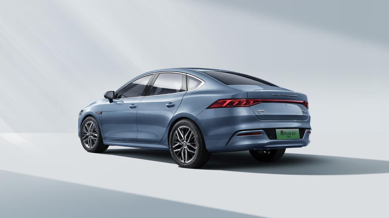 798秦PLUS荣耀版赶绝合资？2024是告别油车元年？