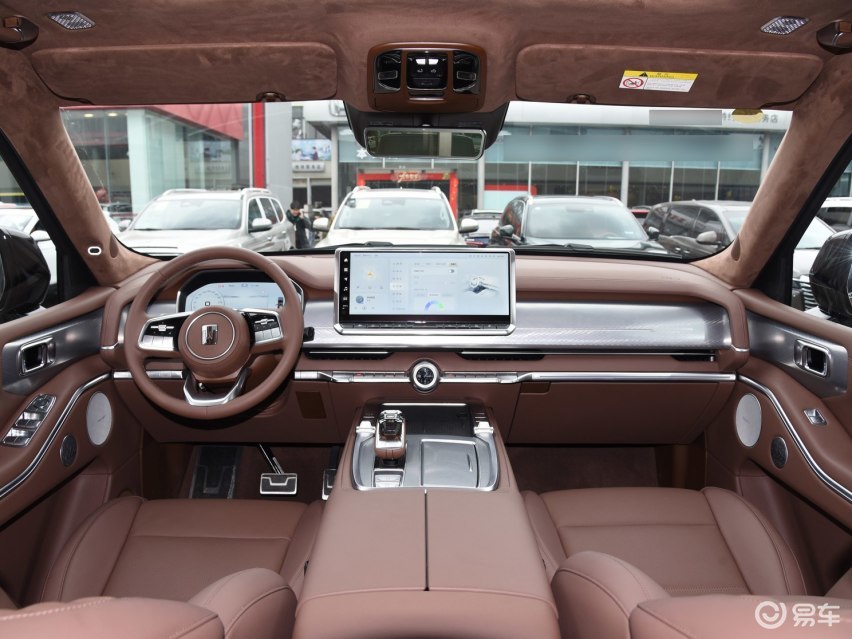 坦克700 Hi4-T来了，42.8万起，加速5秒级