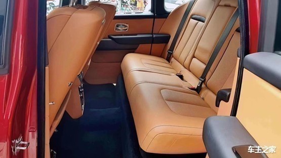 库里南 全部在售 2024款 2020款 2018款,成都劳斯莱斯库里南最新行情 团购促销优惠95万