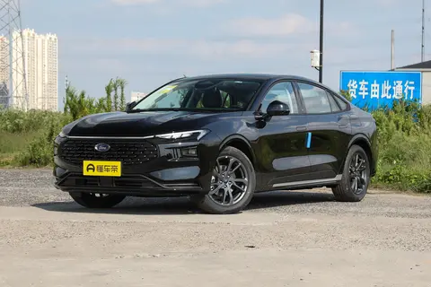 年轻人买中型车，福特蒙迪欧对比大众帕萨特，如何选更有性价比？